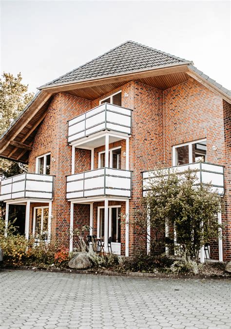 cheap hotels in behringen.